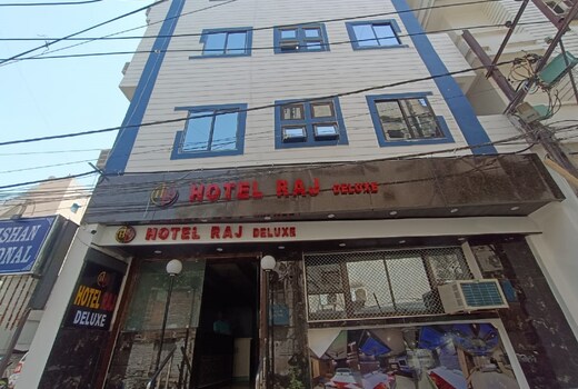 HOTEL RAJ DELUXE
