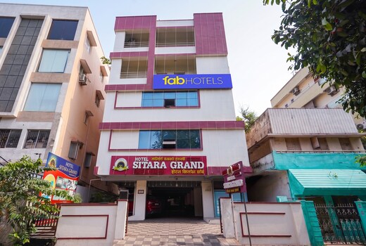 Fabhotel Sitara Grand - Nr Jagadamba Junction