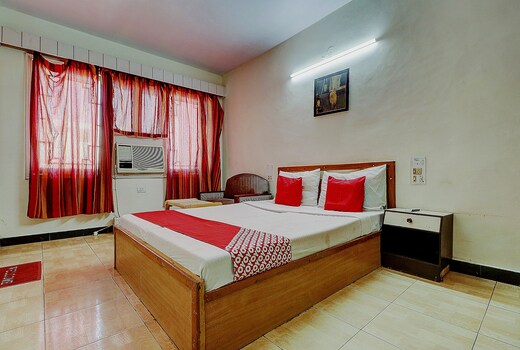 Flagship OYO Hotel Greatwall