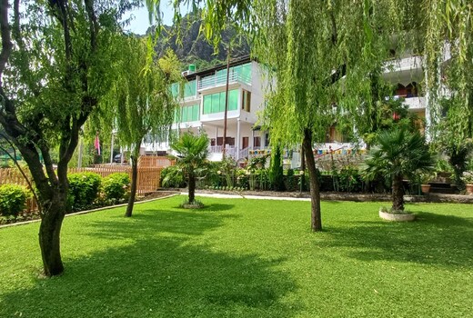 Padshah Pal Resorts and Restaurant