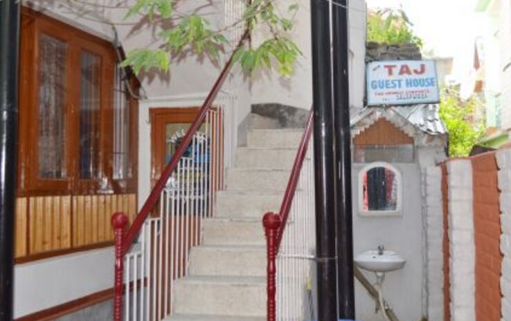New Taj Guest House