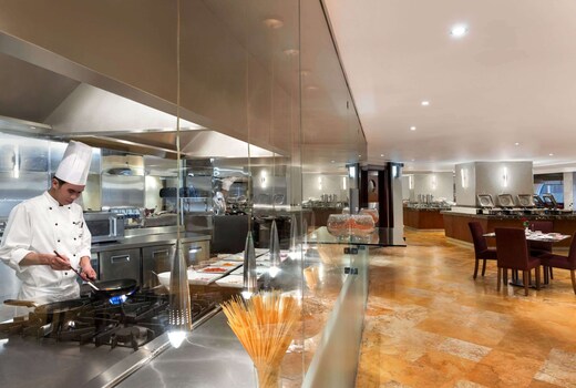 Grand Regency Doha TradeMark Collection by Wyndham