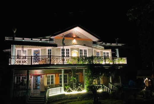 Kapoor Razay Casa