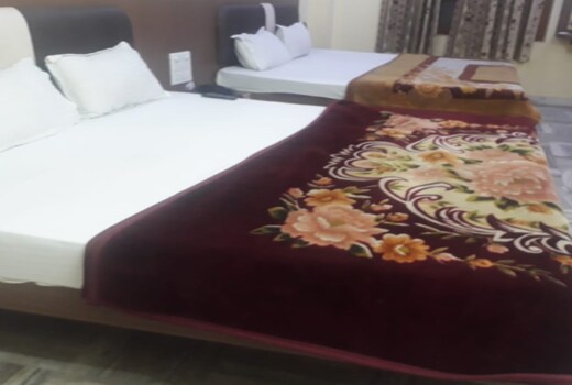 Roop Mahal Hotel