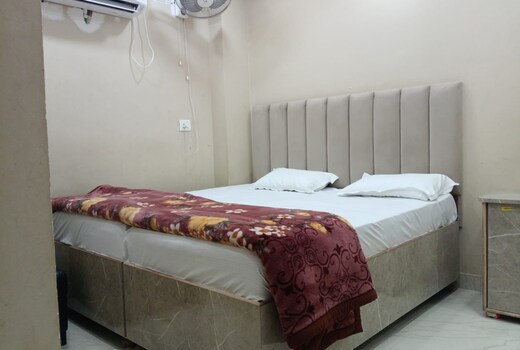 HOTEL APNA BANARAS