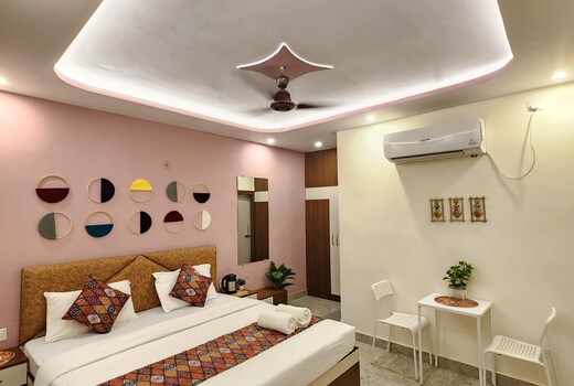 Nomadic Kashi Stays