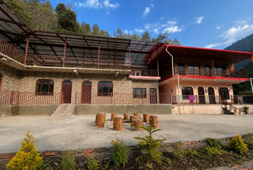 Maharaj Homestay kainchi dham