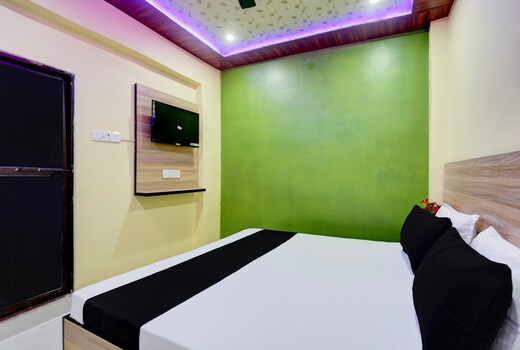 Hotel O Siya Town