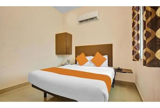 Elegant Residency Near Airport
