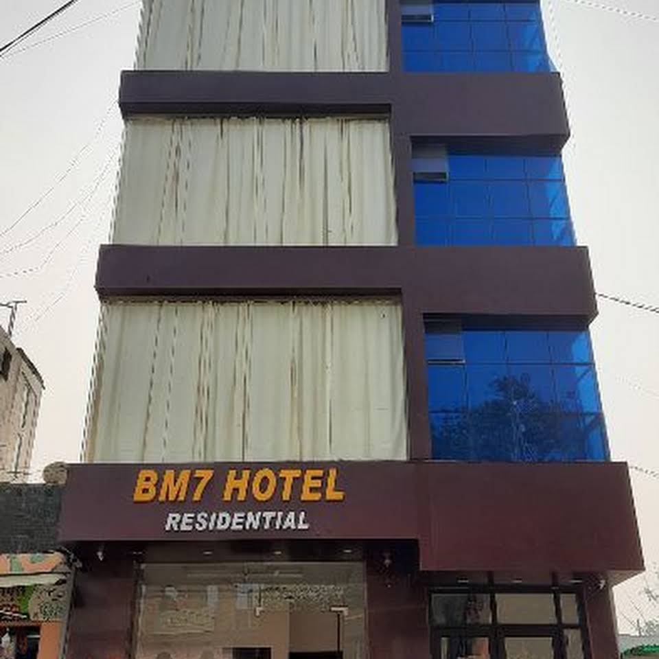 BM7 HOTEL