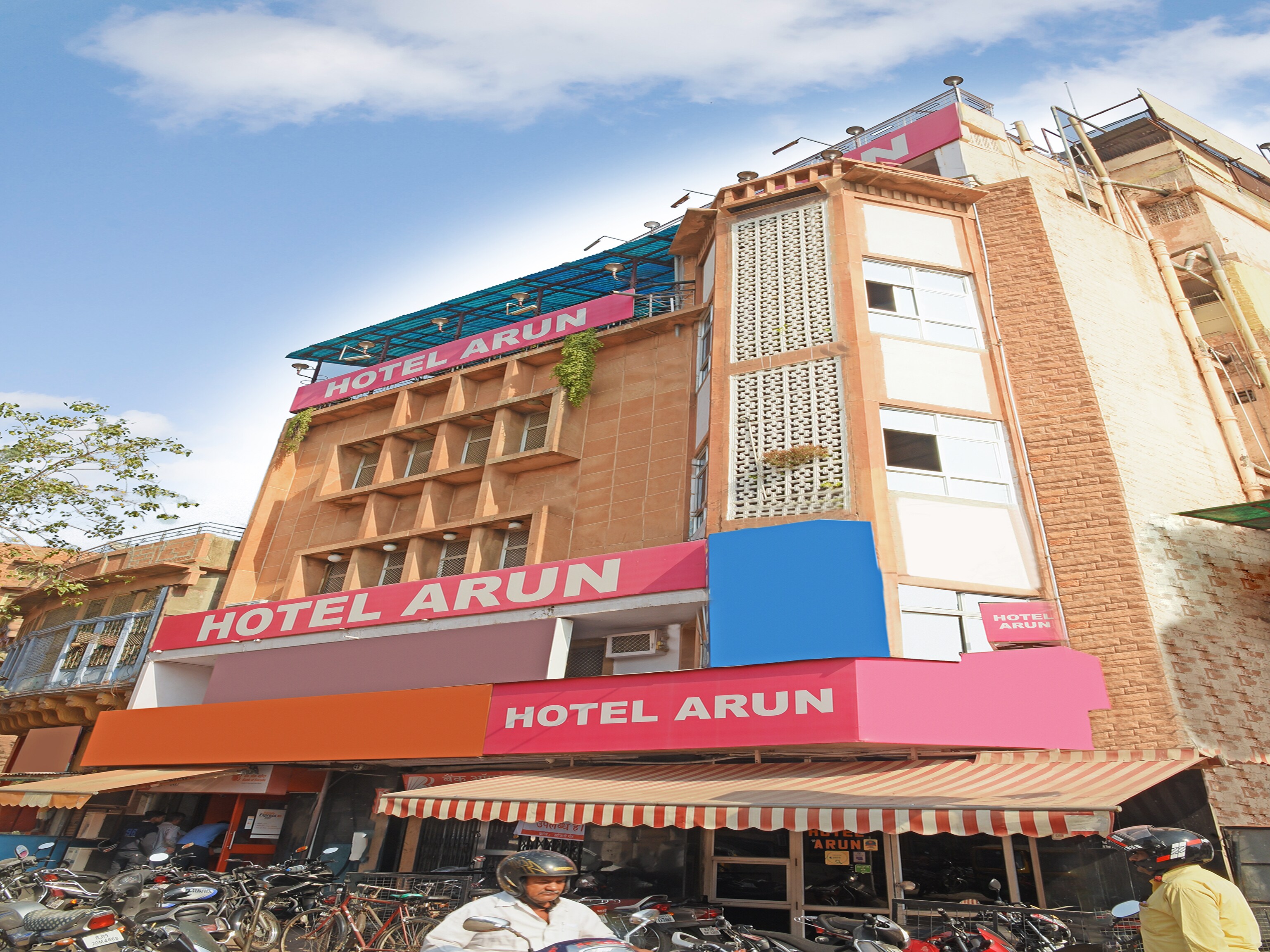 Hotel Arun