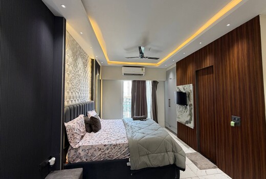 Cosmo Luxury Stays 12 Hour Studio near Gaur City