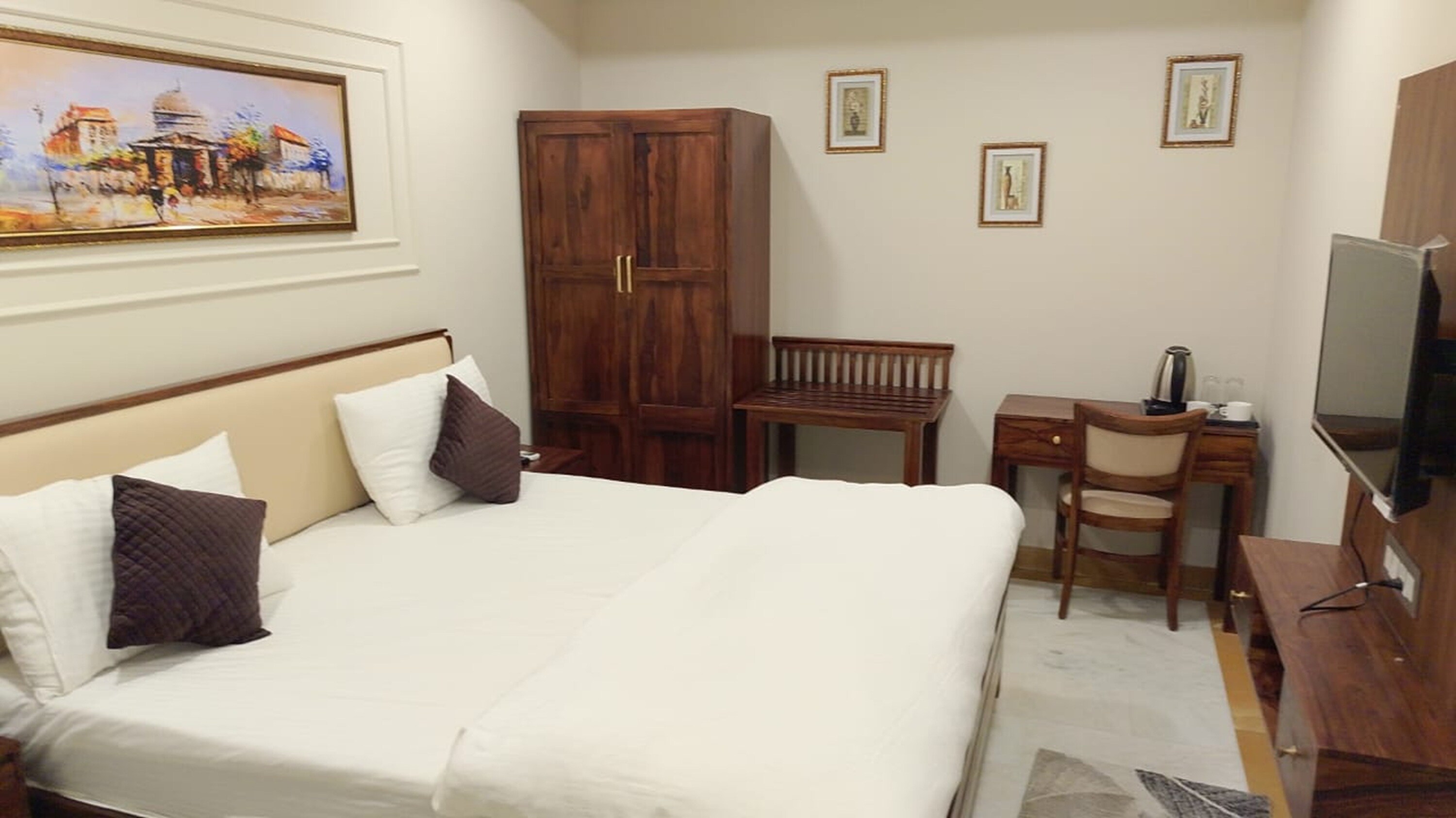 Hotel Aarambh,
