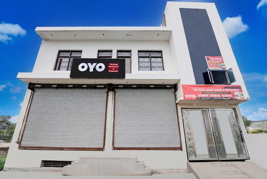 Hotel O The Royal Guest House & Restaurant