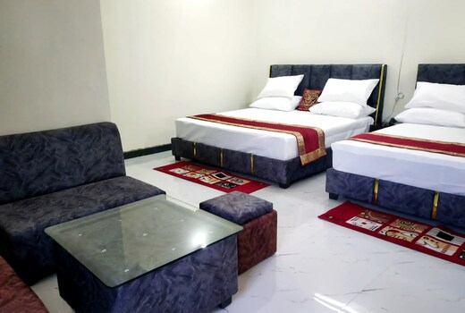 Hotel Kumkum Chhaya