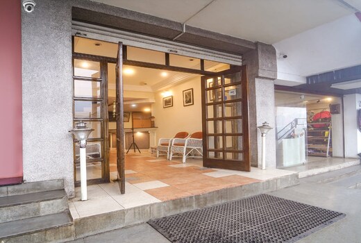 J's Heritage Hotel