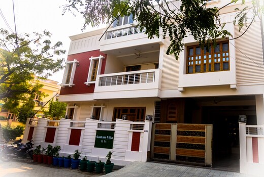 Gautam | Entire 5BHK Modern Villa