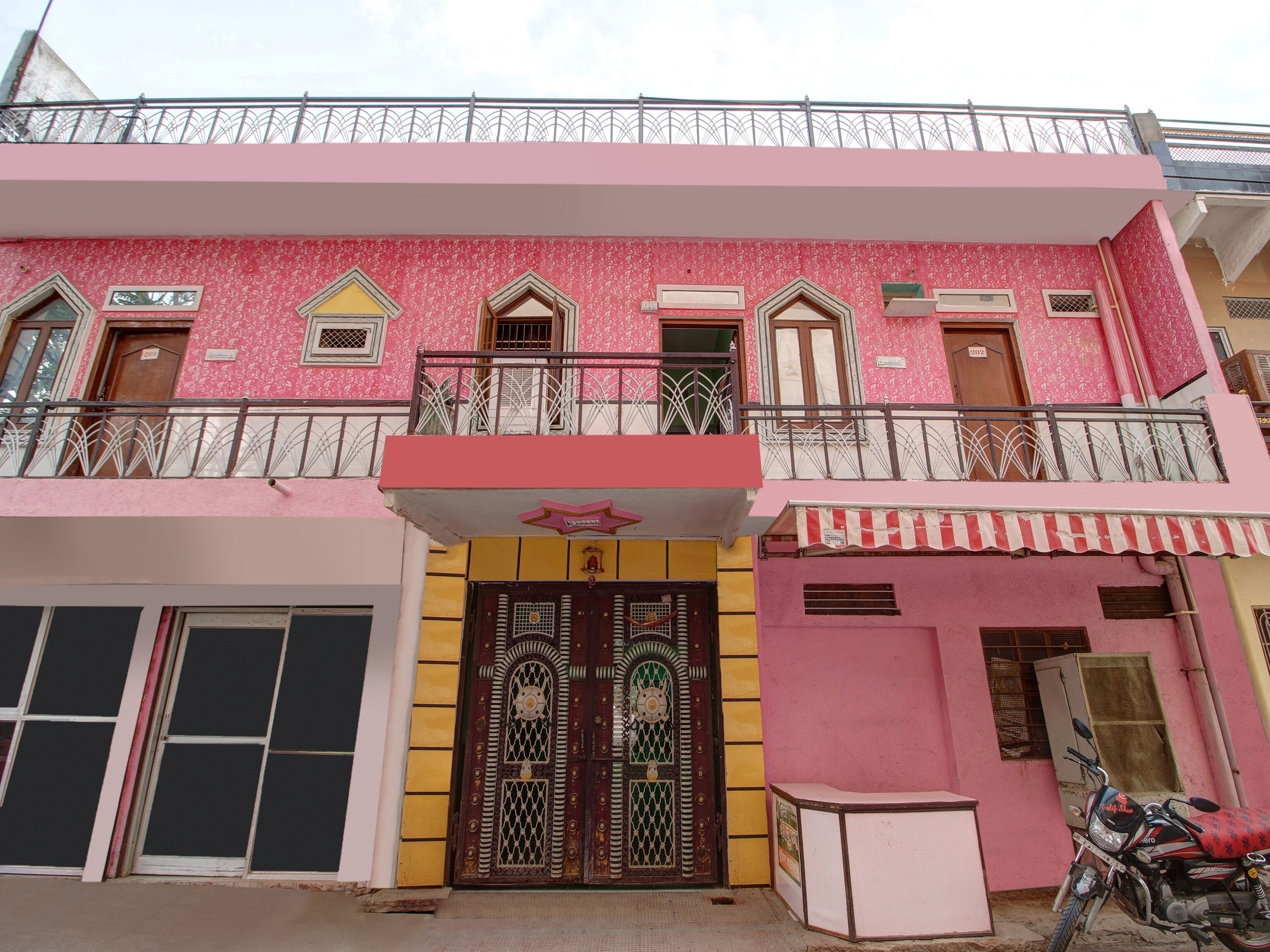 Hotel Anuj