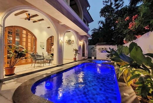 Villa Laz by HNH