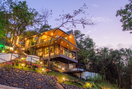Lake Panorama 7bhk with private pool Pawna Lake Lonavala By The Explorer Stays
