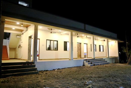 STAY INN ALIBAG COTTAGE