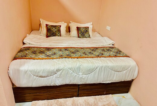 Hotel avigat Kabir
