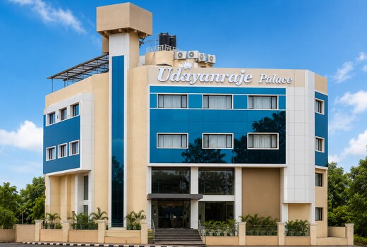 Hotel Udayanraje Palace