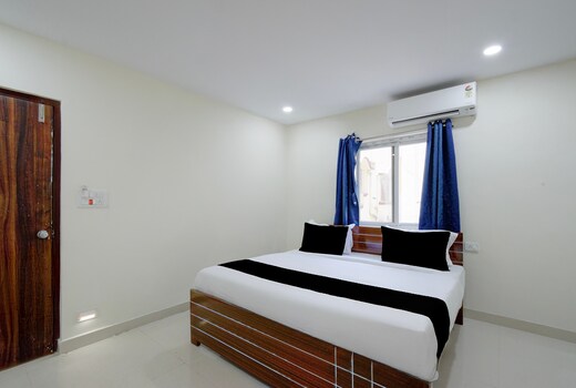 Hotel O Sree Nirvi
