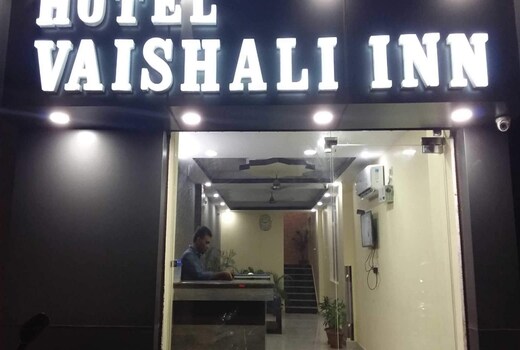 HOTEL VAISHALI INN