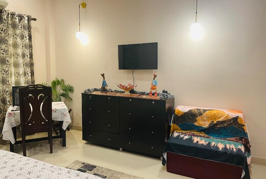 Mansi's Cozy Home | Private Terrace