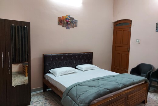 Narayan Guest House | 2BHK Apartment at Rampath