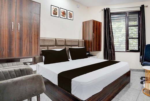 HoteL O J10 Ludhiana Railway Station