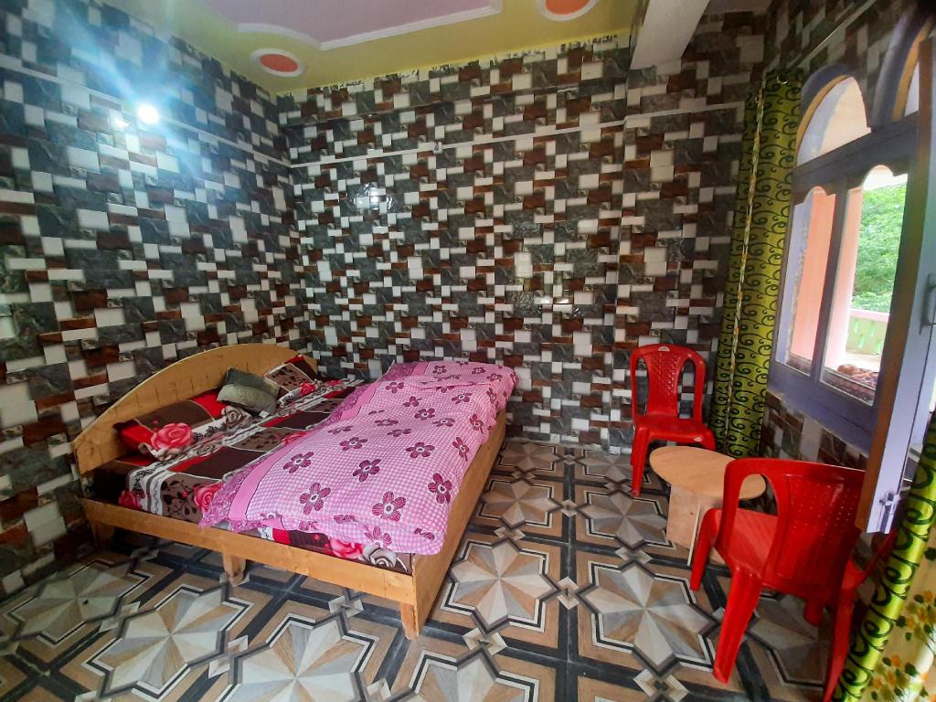 Hotel kheerganga heights