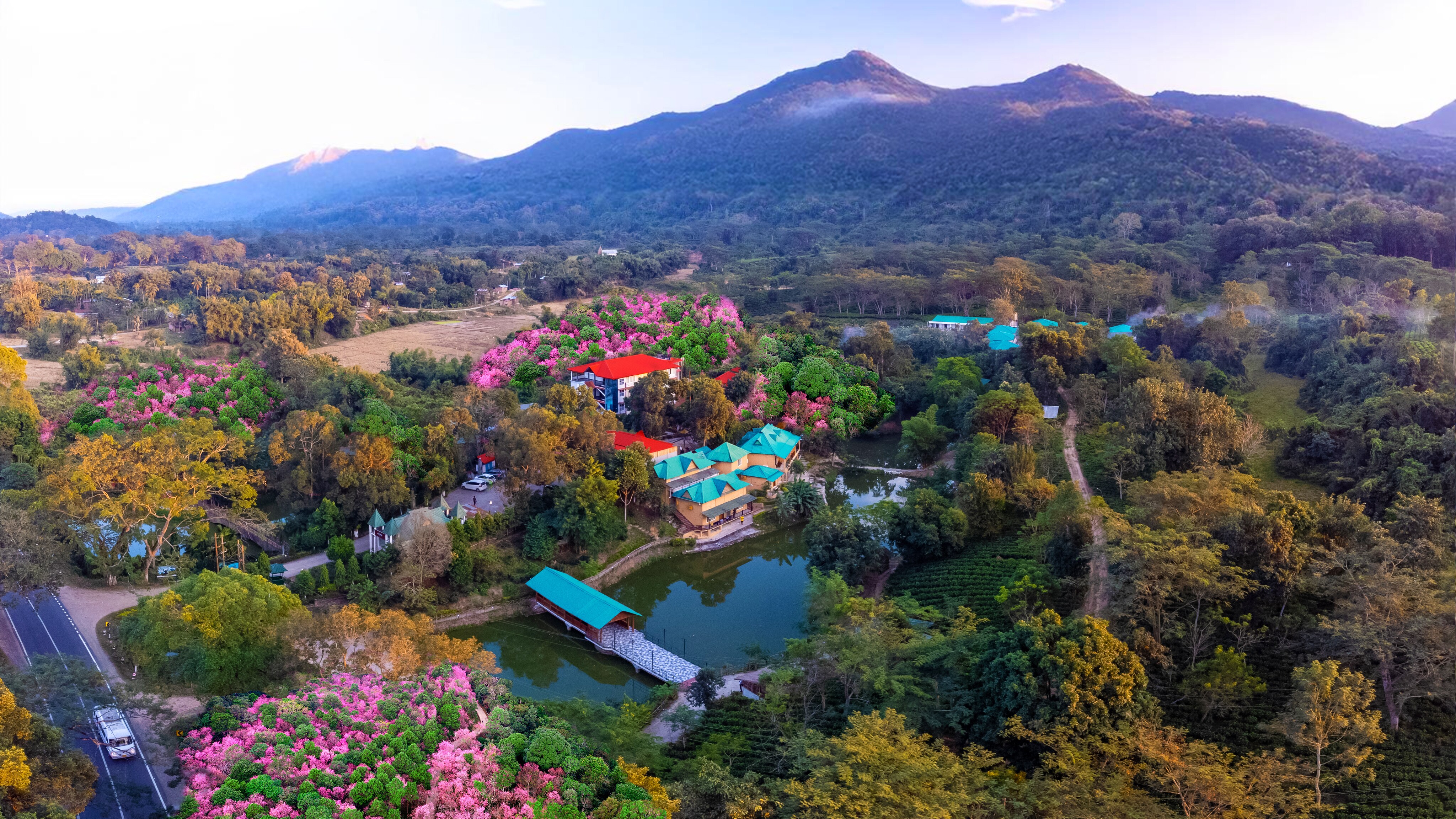 Summit Green Lake Tea Resort & Spa.