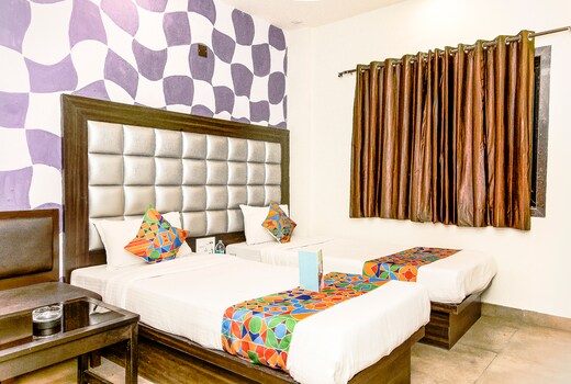 FabHotel De Sivalika - 500m from Belur Math