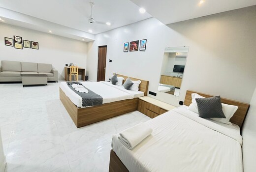 Hotel Bhavans Elite