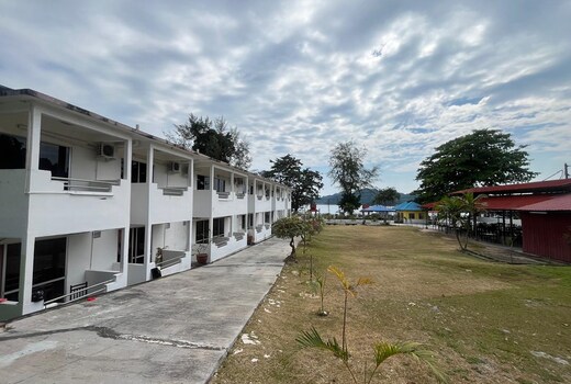Collection O Analisa Beach Resort