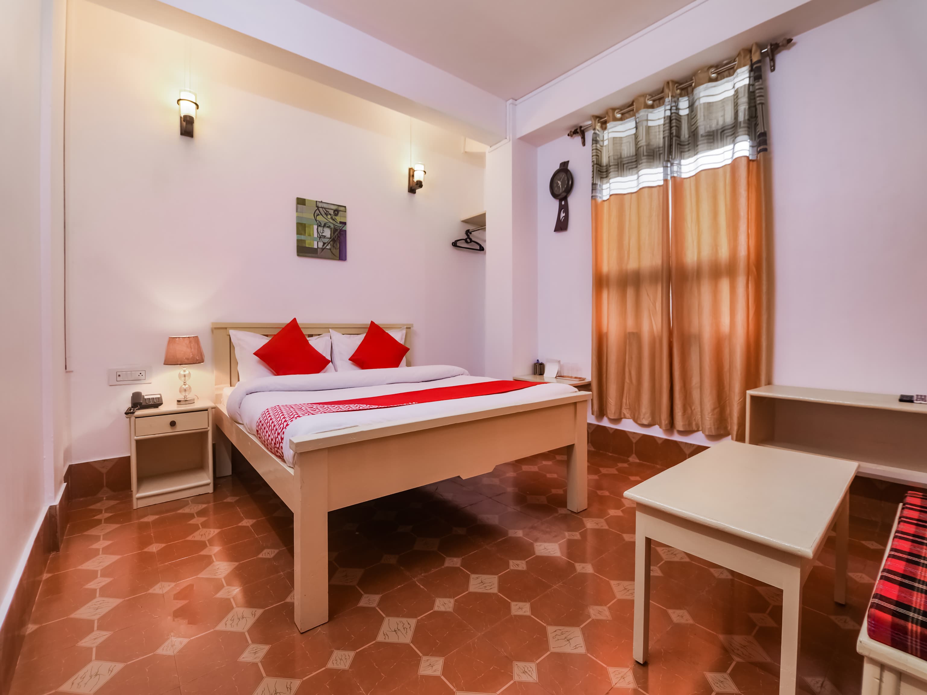 Hotel O Bamon Homestay