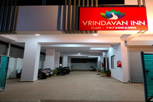 HOTEL VRINDAVAN INN