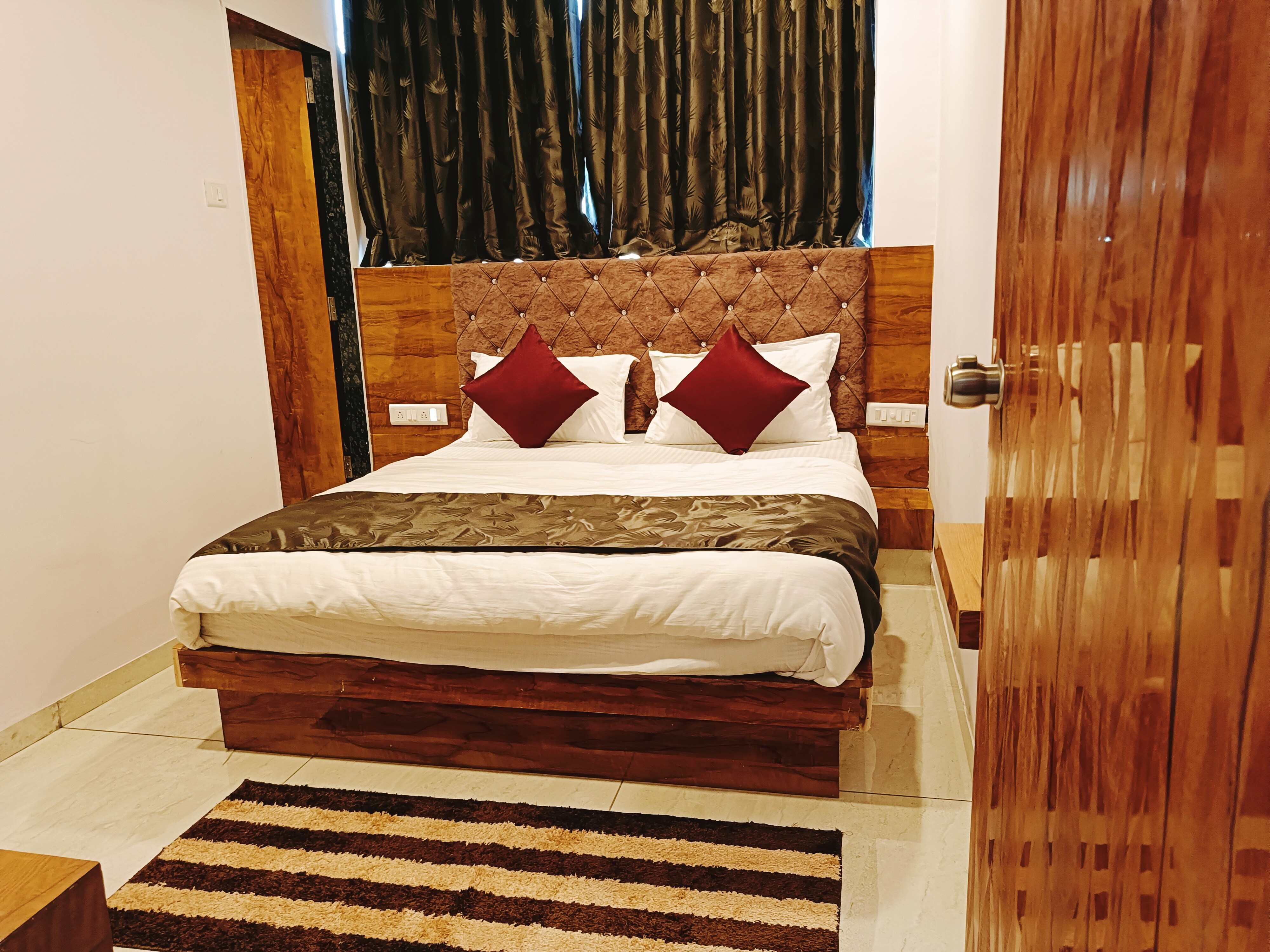 Hotel Mewad Inn