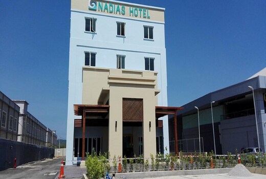 Nadias Hotel