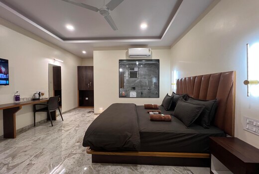 ARANYAM By StarGlaze Retreat