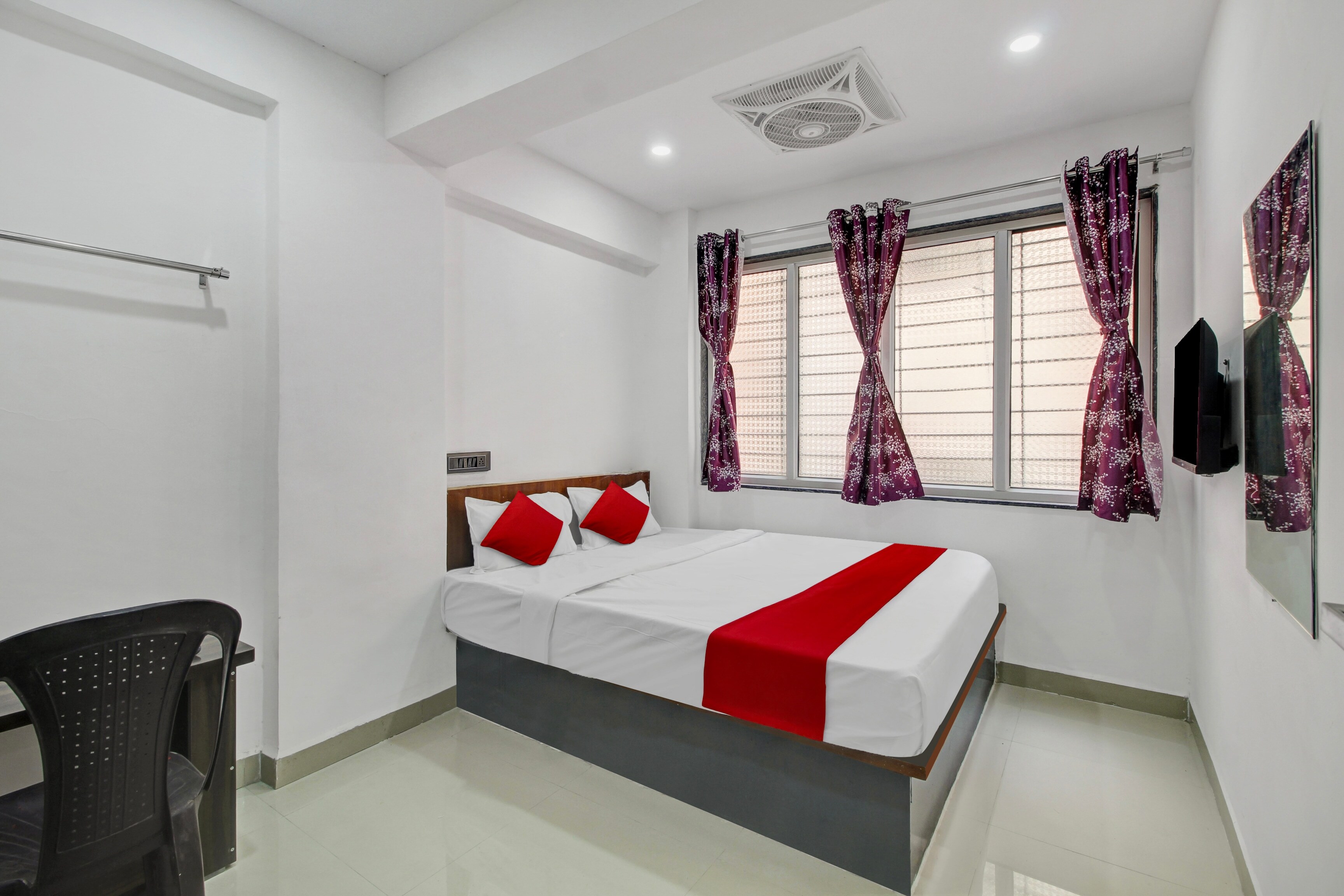 Hotel O Bhekrai Nagar Bus Terminal Formerly Silver Star