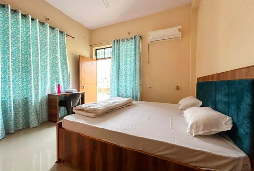Shree Anandam Kashi | Homlee 2BR Apartment