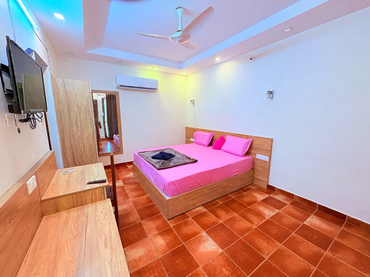 HERITAGE HOME ATHIRAPILLY