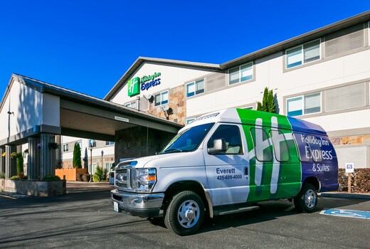 Holiday Inn Express & Suites EVERETT
