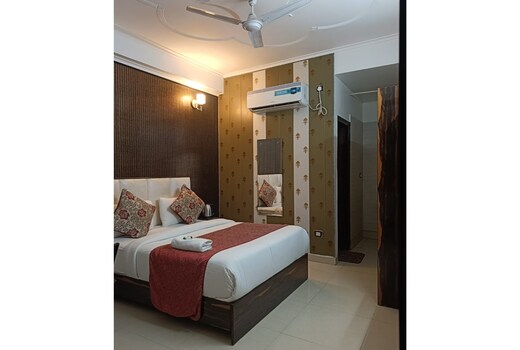 M.K. Hotels & Restaurant