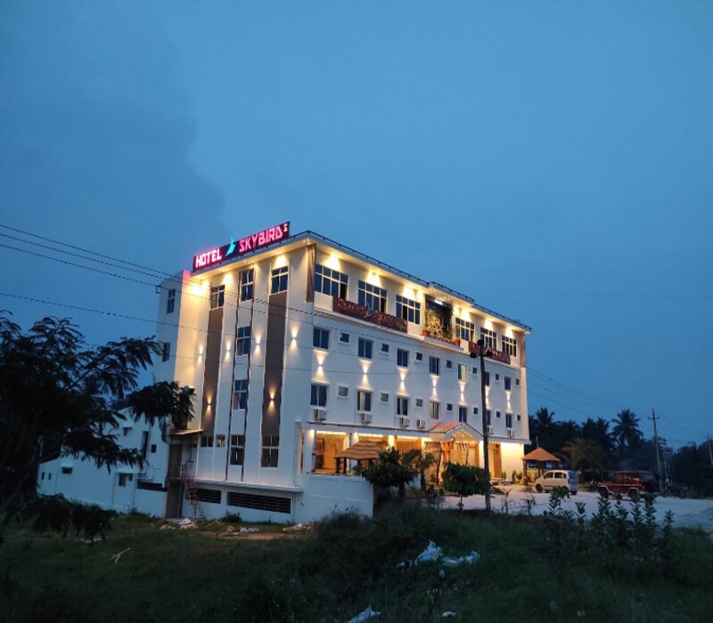 Hotel Sky Bird
