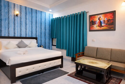 Hotel Wild Rose