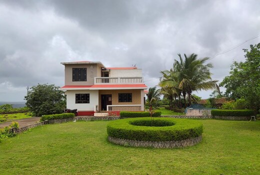 Valley facing Bungalow-Shree Srushti Homestay